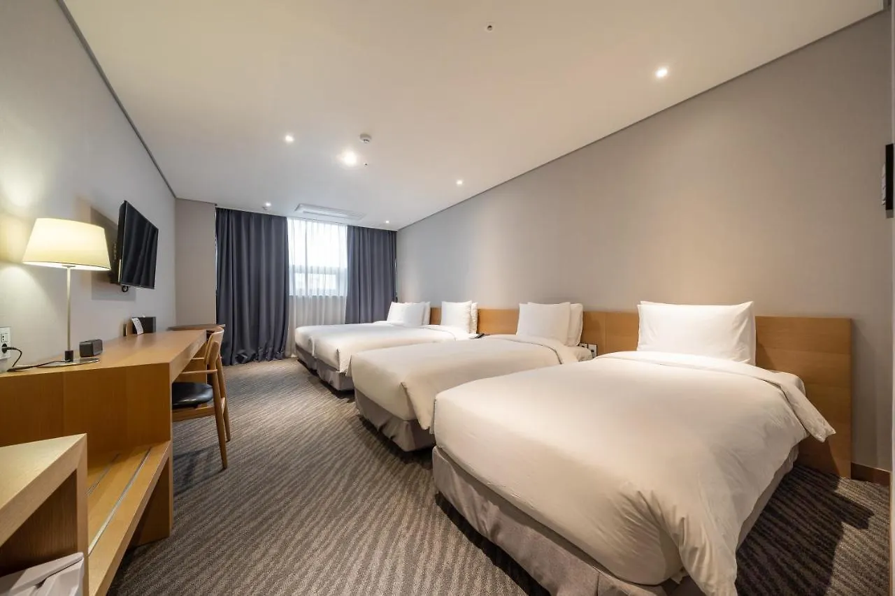 Ramada By Wyndham Seoul Dongdaemun Hotel