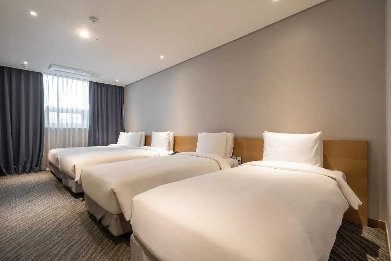 Ramada By Wyndham Seoul Dongdaemun Hotel 3*,  South Korea